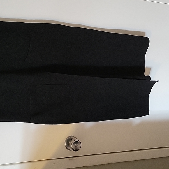 TAHARI~Sleeveless Tunic Vest, Black, S - Picture 3 of 7